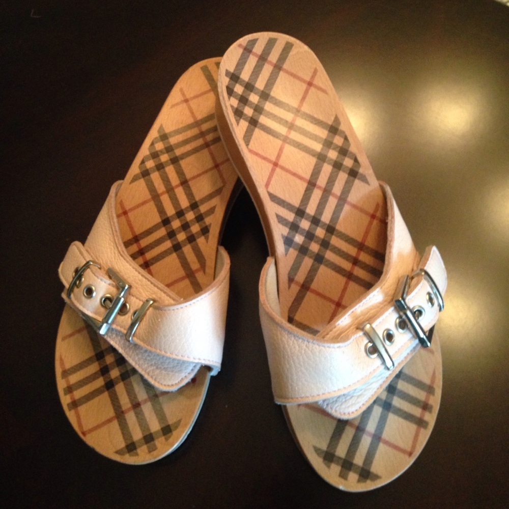 Burberry Beige Plaid Leather Slide Sandals